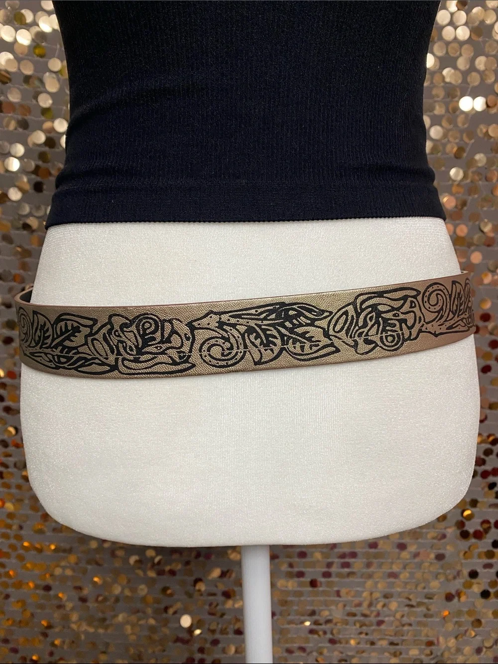 Gold and black belt with red heart and silver wings buckle #477